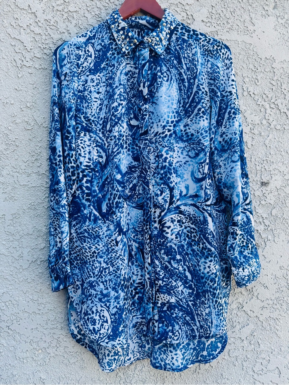 Chico's Blue Abstract Paisley Embellished Studded Collar Button Down Blouse S - Picture 8 of 12